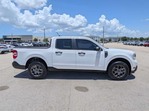 Used 2022 Ford Maverick XLT FWD image 4