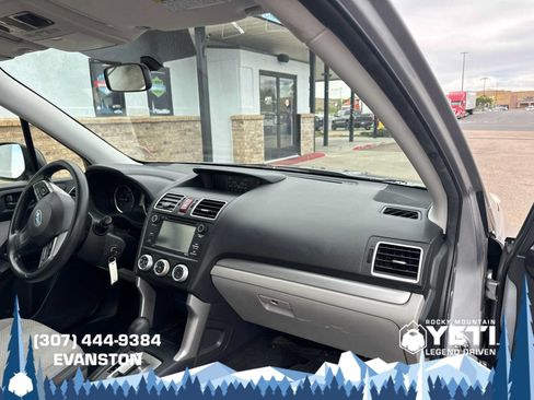 Used 2016 Subaru Forester 2.5i w/ Alloy Wheel Package AWD/4WD image 12