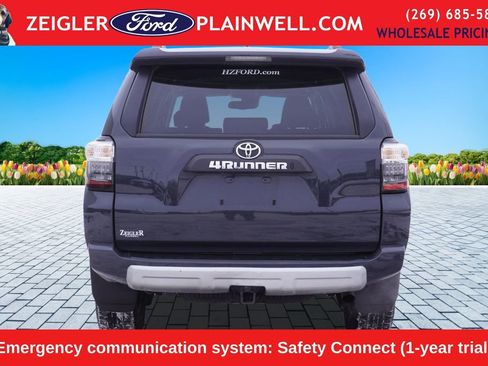 Used 2024 Toyota 4Runner TRD Off-Road image 4