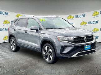 Used 2023 Volkswagen Taos SE w/ Panoramic Sunroof Package AWD/4WD video 1
