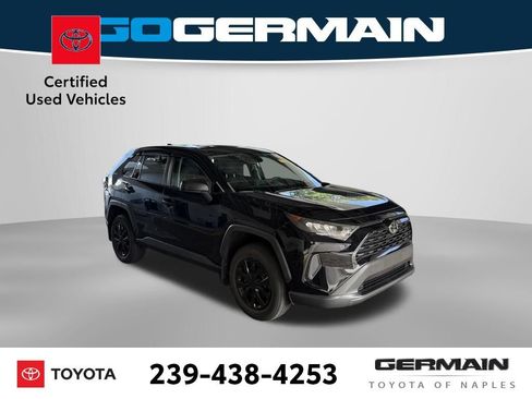 Used 2022 Toyota RAV4 LE AWD/4WD image 9
