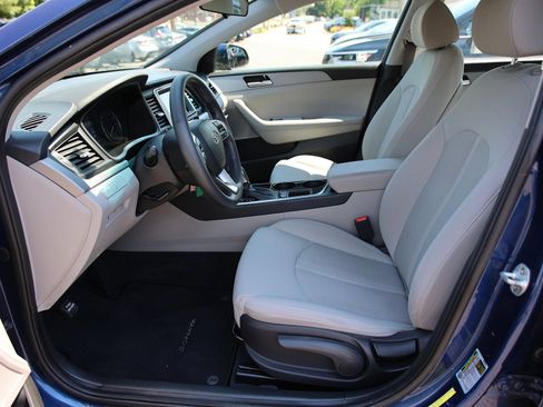 Used 2019 Hyundai Sonata SE FWD image 15