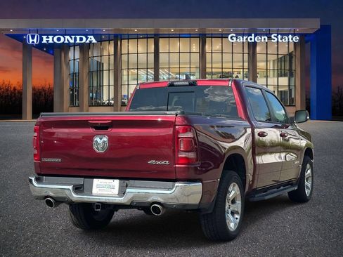 Used 2022 RAM 1500 Big Horn AWD/4WD image 3