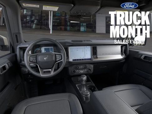 New 2025 Ford Bronco Outer Banks image 10