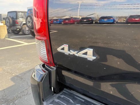 Used 2023 Toyota Tacoma SR AWD/4WD image 32