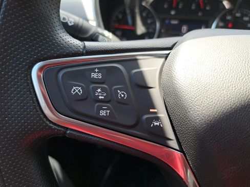 Used 2022 Chevrolet Equinox LS w/ LS Convenience Package FWD image 14