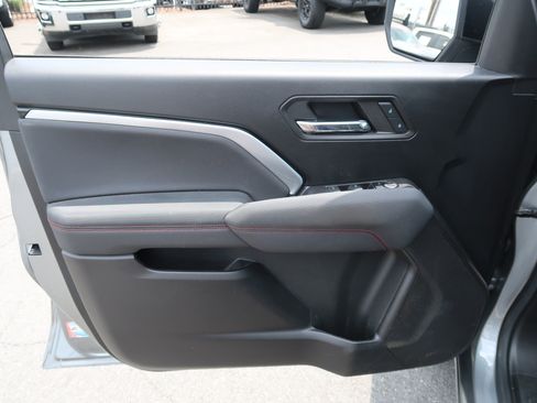 Used 2024 Chevrolet Colorado Z71 w/ Z71 Convenience Package 2 AWD/4WD image 20