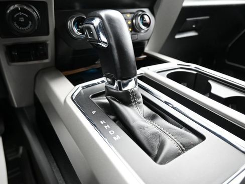 Used 2020 Ford F150 Lariat w/ Equipment Group 502A Luxury AWD/4WD image 23