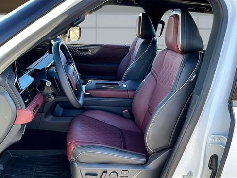 Used 2026 INFINITI QX80 Autograph w/ Premium Cargo Package image 25