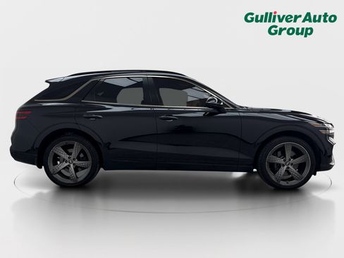 Used 2023 Genesis GV70 2.5T w/ Sport Prestige Package AWD/4WD image 10