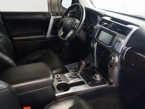 Used 2019 Toyota 4Runner Limited image 29