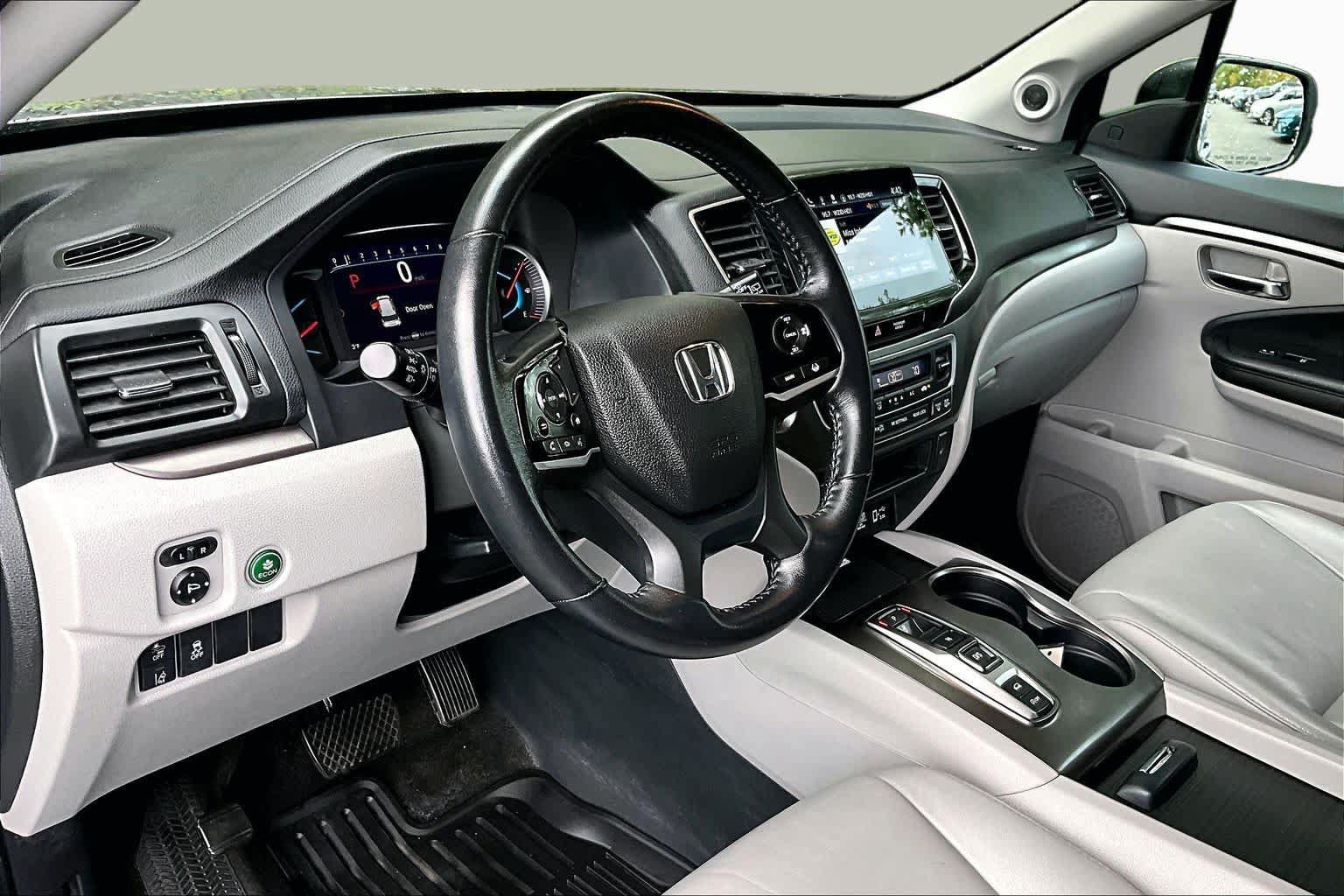 Used 2022 Honda Pilot Special Edition image 17