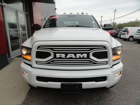 Used 2018 RAM 2500 Laramie w/ Sport Appearance Group AWD/4WD image 7