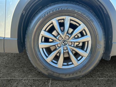 Used 2023 MAZDA CX-9 Touring image 10