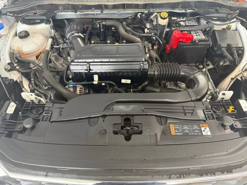 Used 2025 Ford Escape Active AWD/4WD image 12