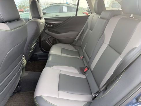 Used 2025 Subaru Outback Onyx Edition w/ Popular Package #2 image 19
