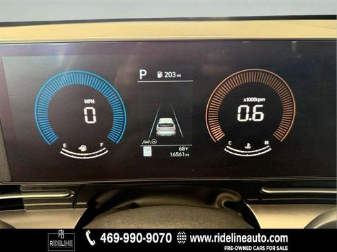 Used 2025 Hyundai Kona SEL image 24