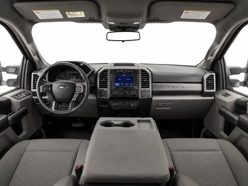 Used 2022 Ford F250 XLT AWD/4WD image 10