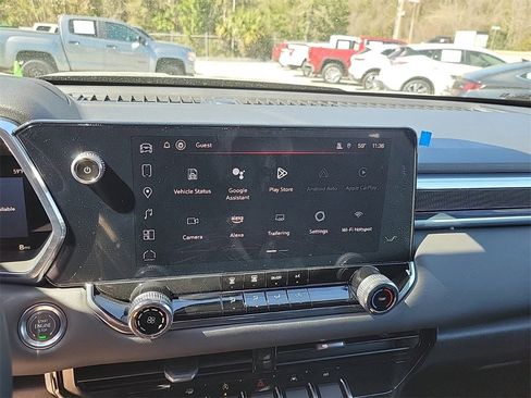 New 2025 GMC Canyon Elevation w/ Technology Package image 18