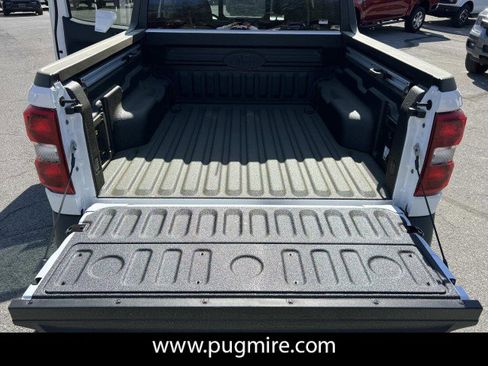 New 2026 Ford Maverick Lariat w/ Black Appearance Package image 19