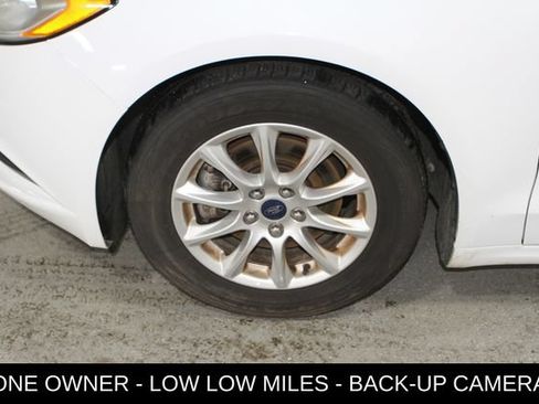 Used 2018 Ford Fusion S FWD image 10