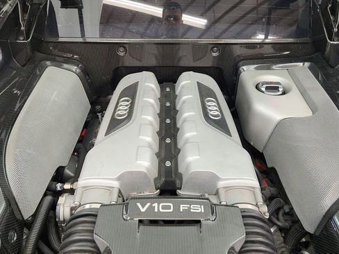 Used 2010 Audi R8 V10 AWD/4WD image 39