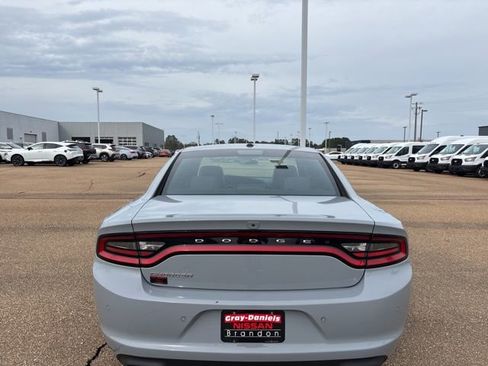 Used 2022 Dodge Charger SXT w/ Leather Interior Group image 3