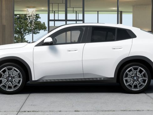 New 2027 BMW X2 xDrive28i AWD/4WD image 2