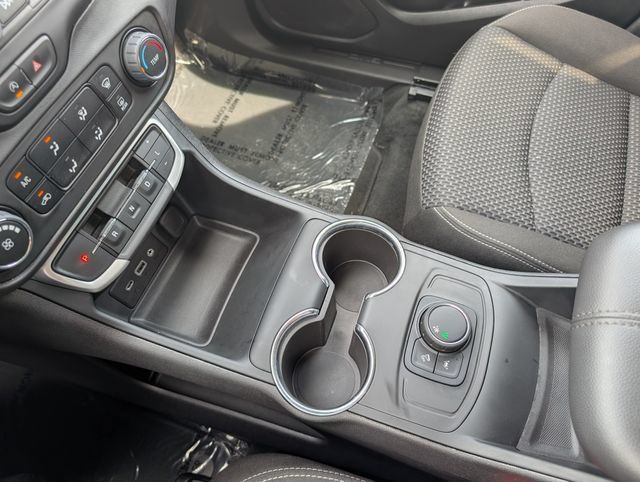 Used 2024 GMC Terrain SLE FWD image 23
