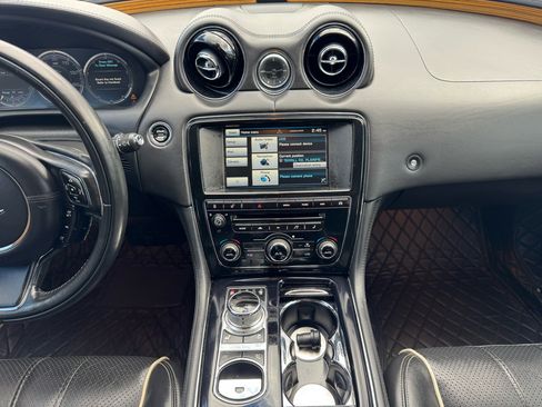 Used 2015 Jaguar XJ L Portfolio image 11
