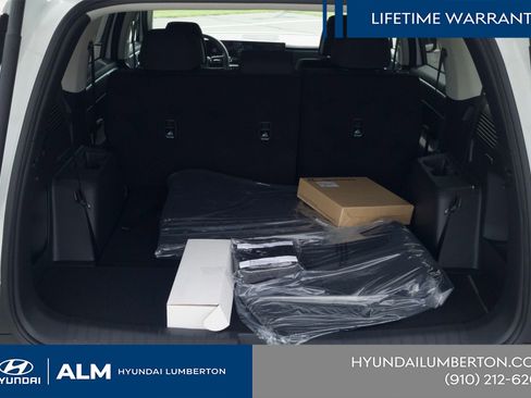 New 2026 Hyundai Santa Fe SE image 9