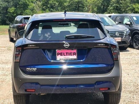 New 2025 Nissan Kicks SV w/ Illumination Package image 4