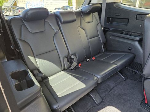 Used 2025 Kia Telluride S AWD/4WD image 24