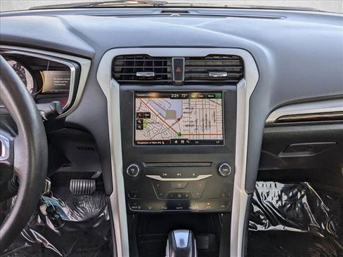 Used 2014 Ford Fusion SE w/ Equipment Group 502A image 15