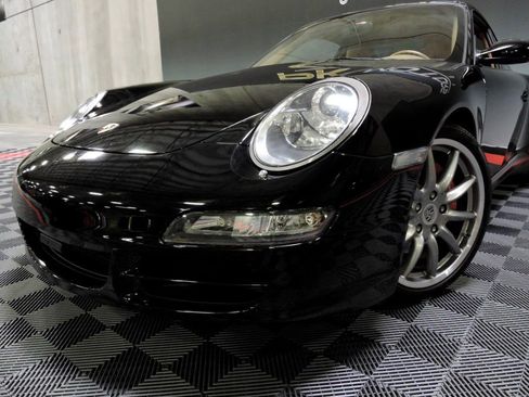 Used 2006 Porsche 911 Carrera 4S image 17