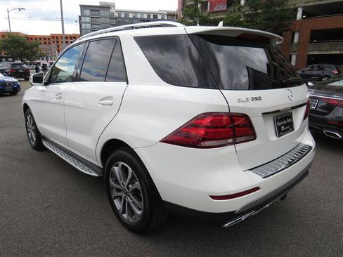 Used 2017 Mercedes-Benz GLE 350 4MATIC image 2