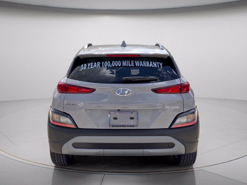 Used 2023 Hyundai Kona SEL FWD image 5