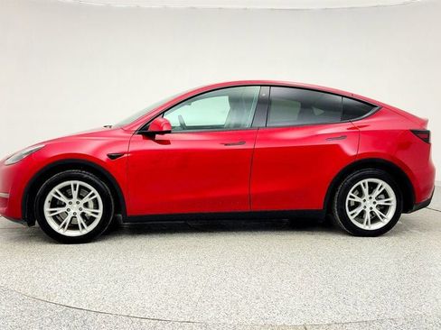 Used 2020 Tesla Model Y Long Range image 8