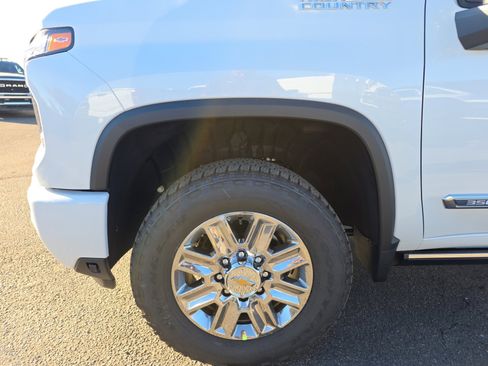 New 2026 Chevrolet Silverado 3500 High Country w/ Technology Package image 10