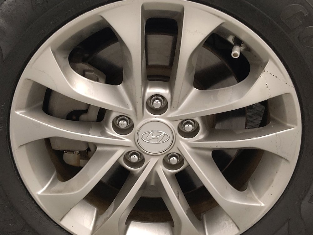 Used 2019 Hyundai Santa Fe SE AWD/4WD image 31