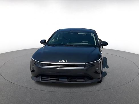 Used 2025 Kia K4 FWD image 16