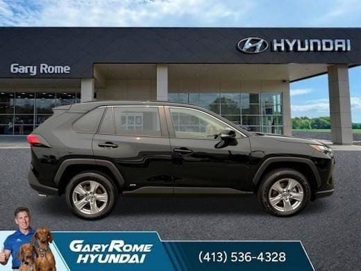 Used 2025 Toyota RAV4 XLE w/ Convenience Package AWD/4WD image 11