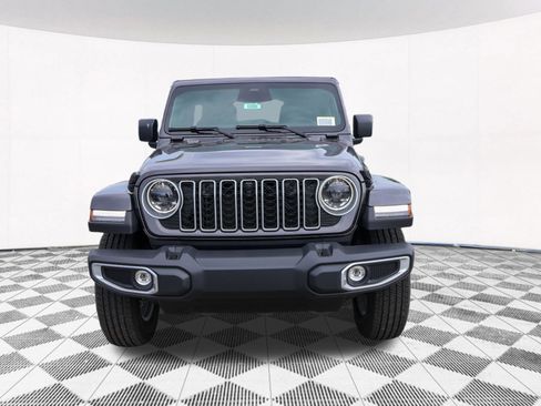 New 2026 Jeep Wrangler Unlimited Sahara AWD/4WD image 10