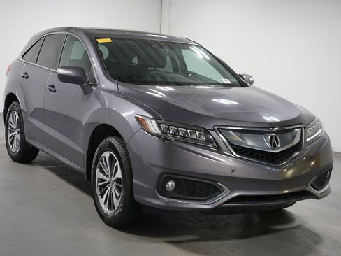 Used 2017 Acura RDX AWD w/ Advance Package image 3