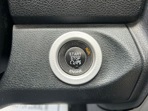 Used 2016 RAM 1500 Laramie w/ Convenience Group AWD/4WD image 24