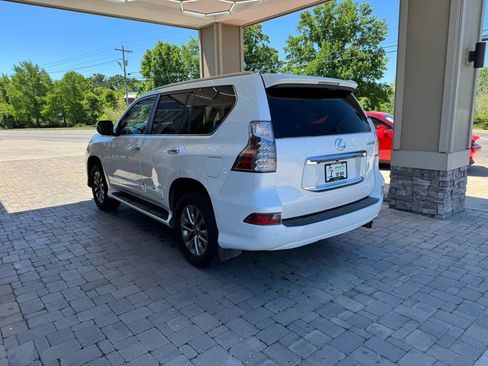 Used 2017 Lexus GX 460 Luxury AWD/4WD image 5