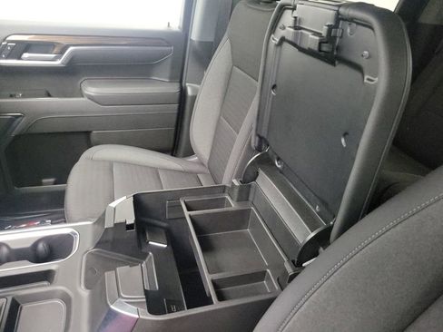 Used 2025 Chevrolet Silverado 1500 LT Trail Boss w/ Convenience Package II image 31