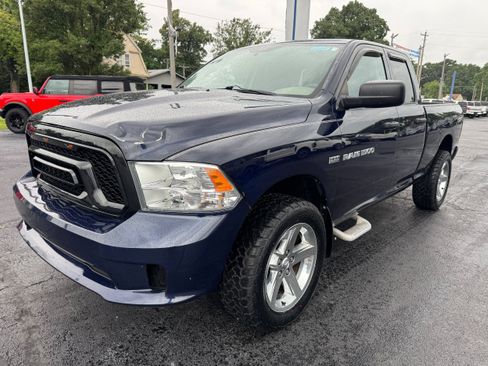 Used 2012 RAM 1500 Express AWD/4WD image 3