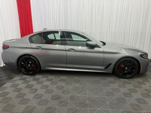 Used 2023 BMW 530i xDrive w/ M Sport Package AWD/4WD image 4