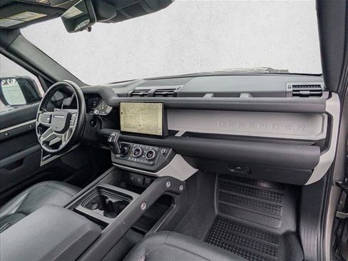 Used 2022 Land Rover Defender 90 S AWD/4WD image 20
